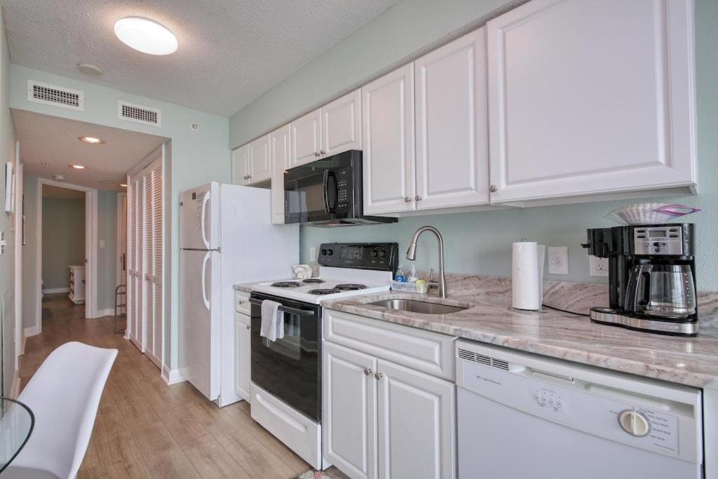 Villa 2501 S Ocean Blvd, 0407 - Ocean Front Sleeps 6 Myrtle Beach Exterior foto